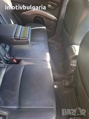 Джип Mitsubishi Outlander, снимка 8 - Автомобили и джипове - 52119017