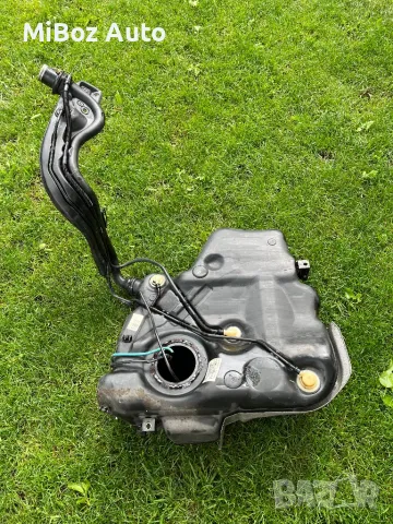 Резервоар бензин Фолксваген Голф 5 VW Golf