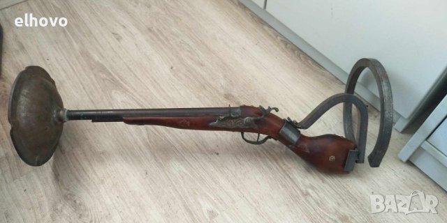Декоративен пистолет пепелник, снимка 8 - Антикварни и старинни предмети - 43829331
