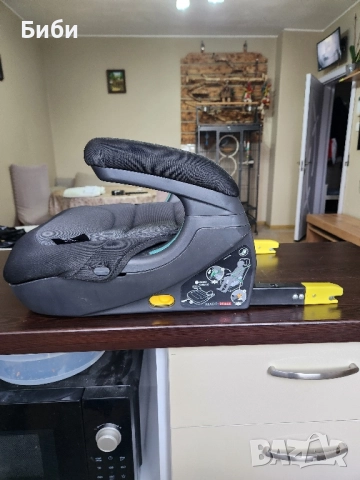 Седалка, за Кола, Peg Perego-Viaggio Shuttle, снимка 4 - Столчета за кола и колело - 51878227