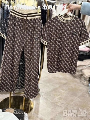 Дамски комплект Guess, снимка 2 - Спортни екипи - 53420123