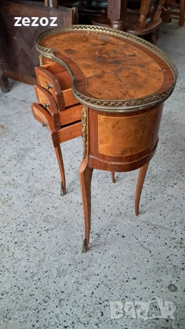 Шкаф с бъбрековидна форма, снимка 3 - Шкафове - 53034181