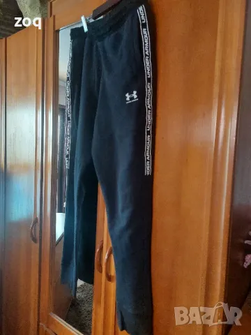 детско долнище under armor , снимка 3 - Детски комплекти - 47801542