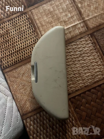 Стойка за очила(Шаран,Галакси,Алхамбра,Пасат)