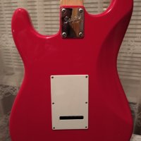 Китара Fender Stratocaster Squier нова, снимка 4 - Китари - 38651562