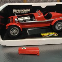 Метална количка Bburago Alfa Romeo 2300 Monza Red 1934 1/18, снимка 1 - Колекции - 37982642