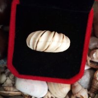 Антикварен  пръстен от злато и слонова кост, снимка 4 - Пръстени - 37934489