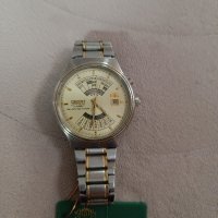 Часовник Orient automatic , снимка 1 - Други ценни предмети - 43157375
