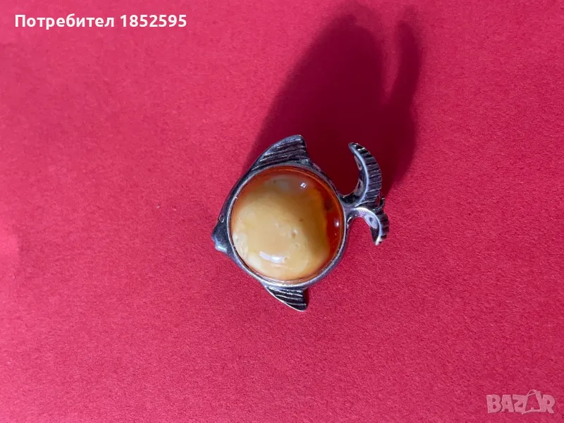 Сребърна брошка с Балтийски кехлибар , снимка 1