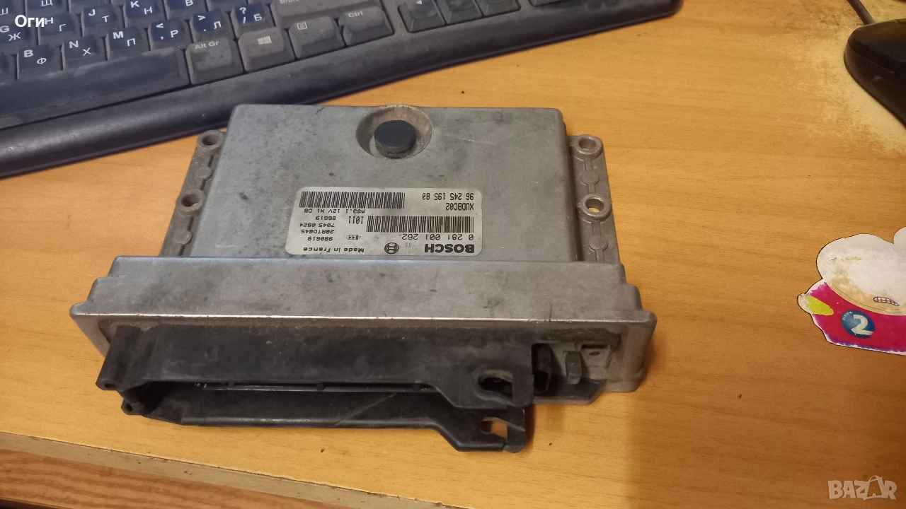 Компютър за Пежо 406 TD 0 281 001 262 / 96 245 195 80, снимка 1