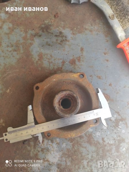 Фланец Помпа, снимка 1