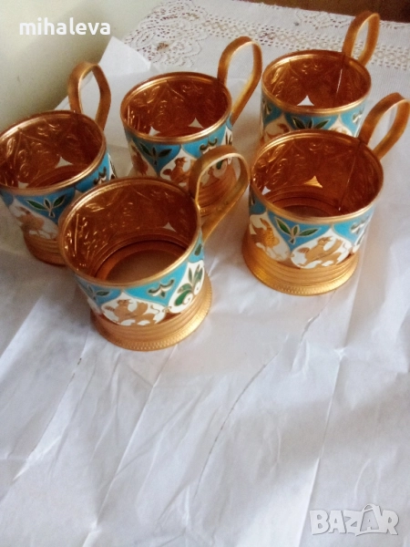 Продава подстакани, снимка 1