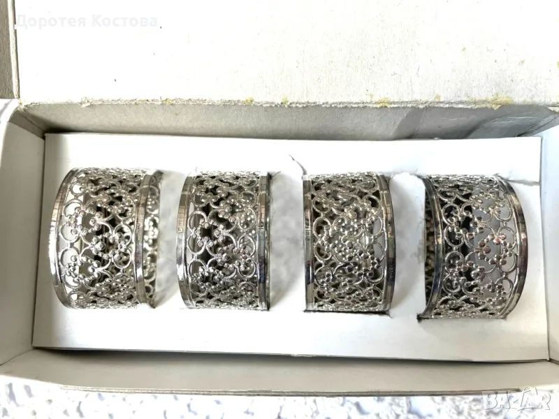 Красиви посребрени пръстени за салфетки от Англия , снимка 1
