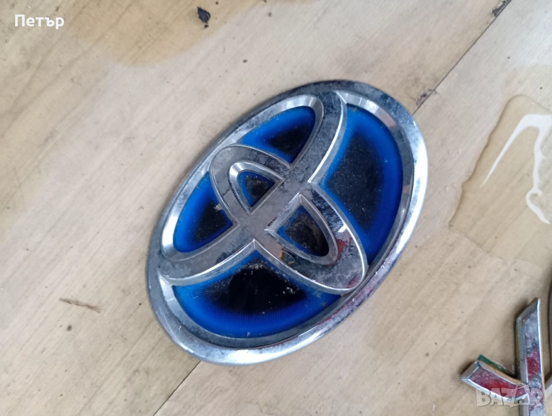 Емблема тойота ярис toyota yaris , снимка 1