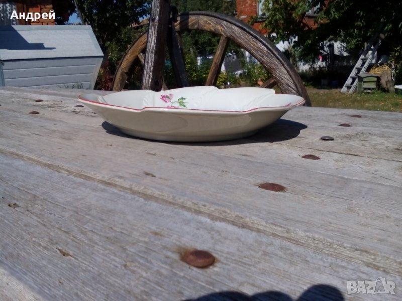 Стара порцеланова чиния,плато #4, снимка 1