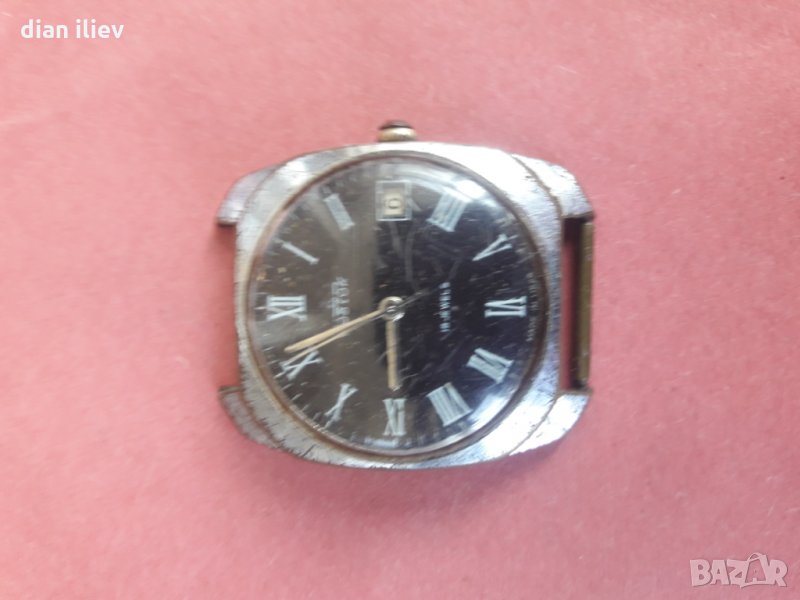 Стар механичен часовник-Восток , снимка 1