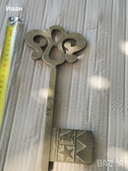 Огромен ключ, снимка 1