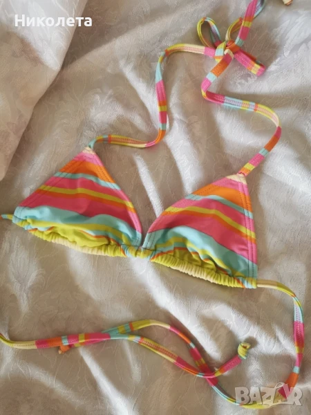 Горнище на бански в свежи цветове, снимка 1