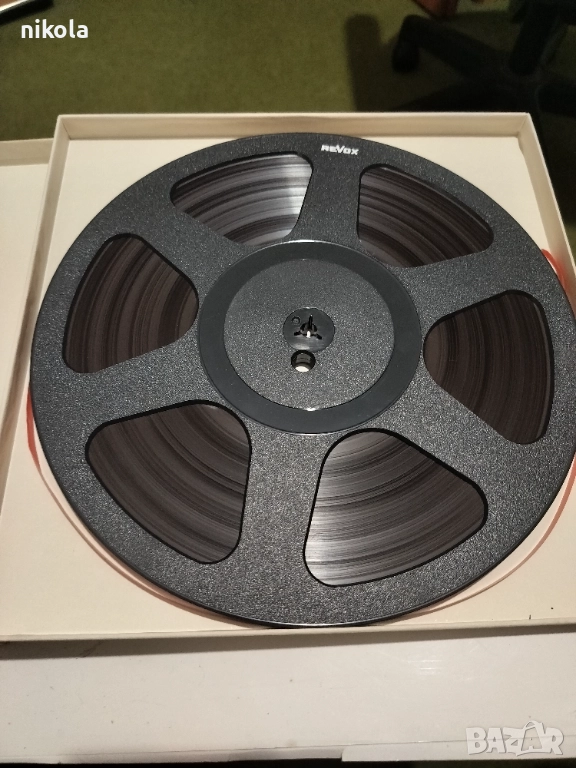 Ролки 26.5 см с нова лента  AGFA  BASF  и др  с кутии -60лв, снимка 1