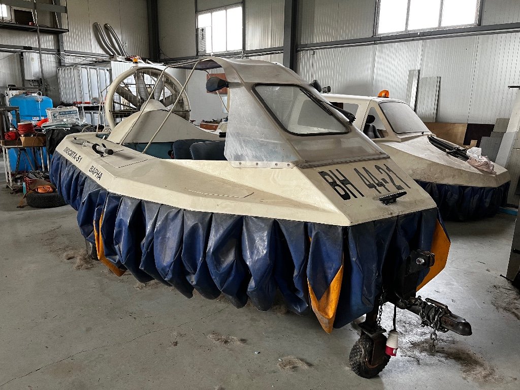 Лодка на въздушна възглавница в Воден транспорт в гр. Варна - ID39402197 —  Bazar.bg