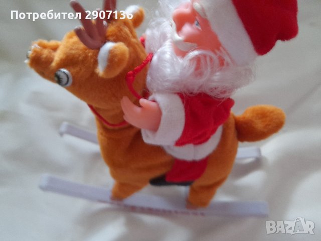Дядо Коледа с еленче ,има батерии , снимка 3 - Играчки за стая - 43440491