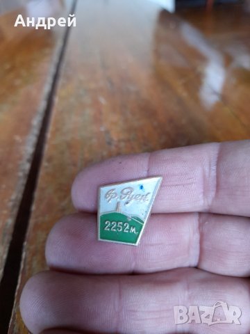 Значка връх Руен