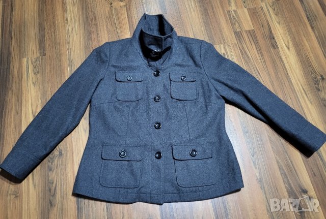 Сиво палтенце