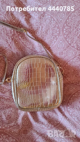 Корейски чантички, снимка 14 - Чанти - 51183971