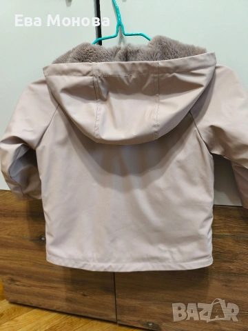 Зимно яке ZARA размер 98, снимка 4 - Детски якета и елеци - 53208504