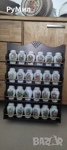 Порцеланови съдове за подправки с оригинална етажерка на "Crestley Collection", снимка 8 - Кутии за съхранение - 40205408