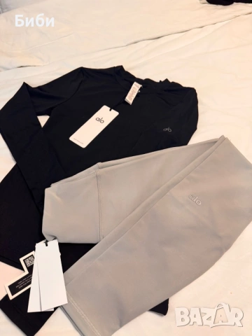 Alo сет за пилатес/йога/фитнес +подарък чорапки