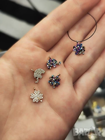 Дамско колие със сребърна висулка с циркони, снимка 3 - Колиета, медальони, синджири - 50645403