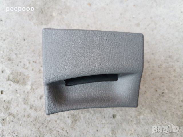 Пепелник за Мазда 2 2004 година , снимка 3 - Аксесоари и консумативи - 36874557