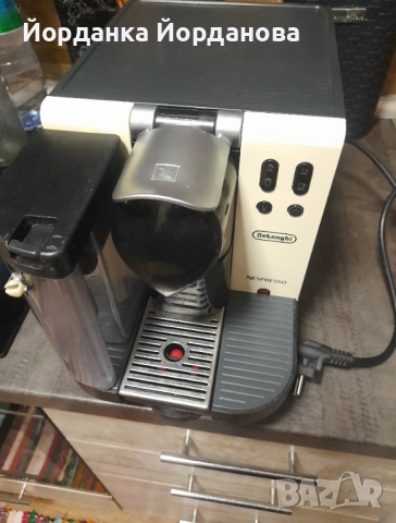 Кафе машина с капсули Delonghi , снимка 5 - Кафемашини - 53223957