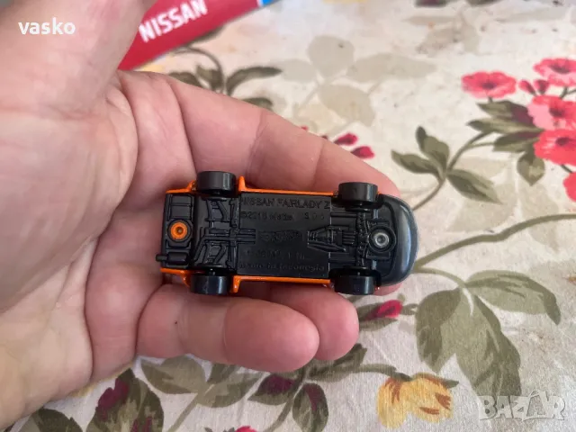 Hotwheels Nissan Fairlady 2, снимка 6 - Колекции - 50342543