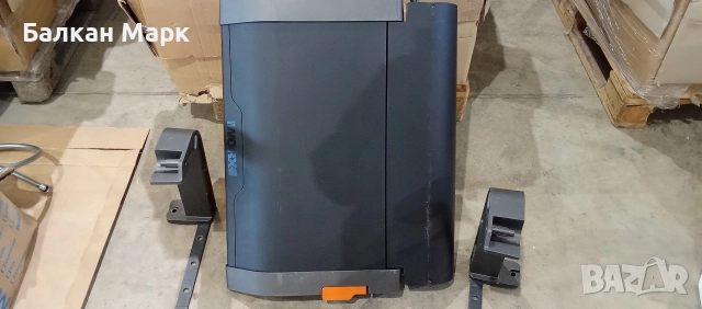 Гараж за робот косачка WORX WA0810 + зарядна станция + адаптер