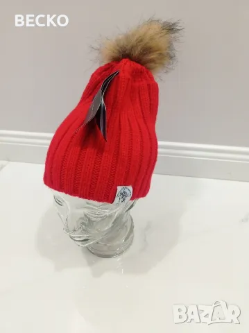 Дамска вълнена шапка, снимка 10 - Шапки - 47883874