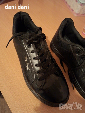 Обувки, снимка 2 - Дамски ежедневни обувки - 53058245