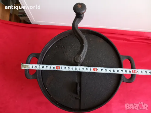 19 Век Стар Чугунен Съд за Печене На КАФЕ 19Век, снимка 7 - Антикварни и старинни предмети - 50121762