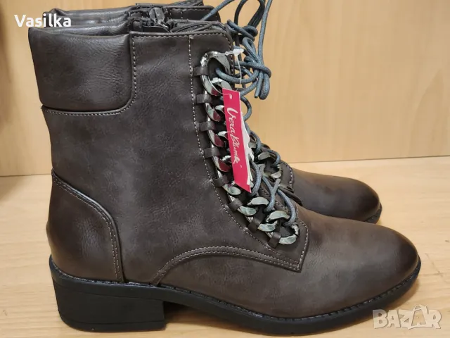 Боти, снимка 2 - Дамски боти - 48132180