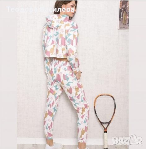 Дамски спортен екип ADIDAS, снимка 2 - Спортни екипи - 32642341