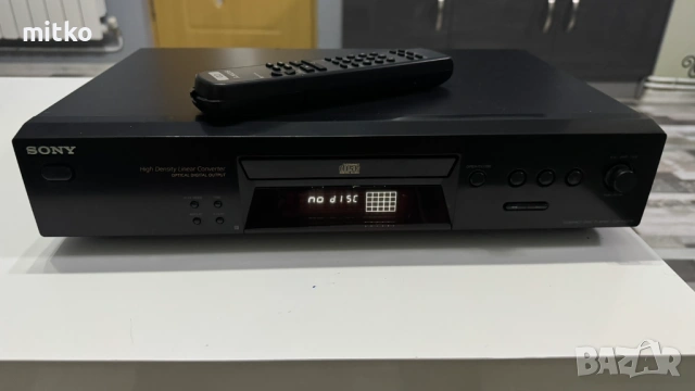 Sony CDP-XE370 CD Player