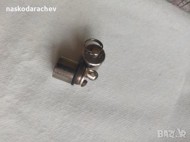 Колекционерска мини запалка за ключодържател , снимка 13 - Колекции - 44048133