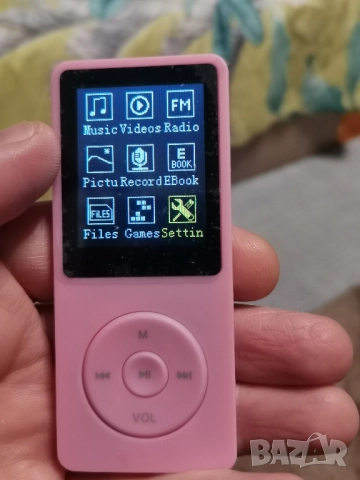 Музикален плеър MP3, MP4, FM радио, високоговорител 