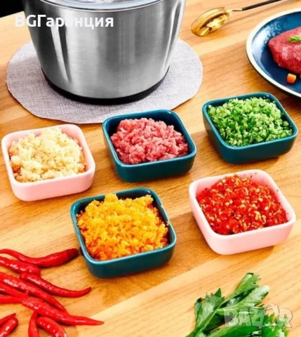 Електрическа месомелачка чопър 2 л. 850W, снимка 5 - Месомелачки - 52021659