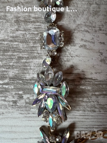 Бижу за цялото тяло с цветни камъчета които минават през гърдите и златен синджир за врата и талията, снимка 7 - Колиета, медальони, синджири - 52119708