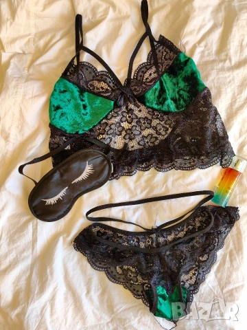 Комплект дамско бельо, снимка 2 - Бельо - 51702446