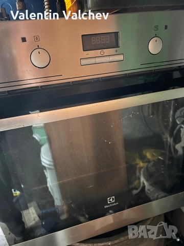 Продавам фурна за вграждане, снимка 2 - Печки, фурни - 52821372