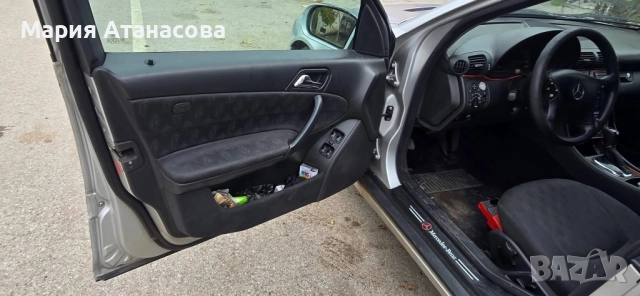 Мерцедес W203 2.2,143кс, снимка 8 - Автомобили и джипове - 52480866