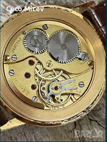 Швейцарски механичен часовник Зенит, снимка 2 - Мъжки - 38403583